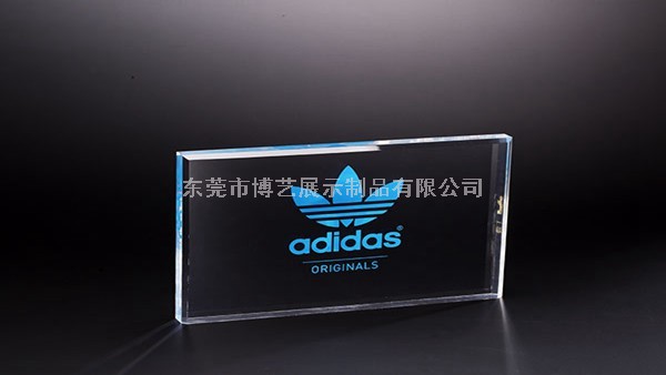 亞克力展示架為什么會比其它材質的展示架要貴？_博藝展示